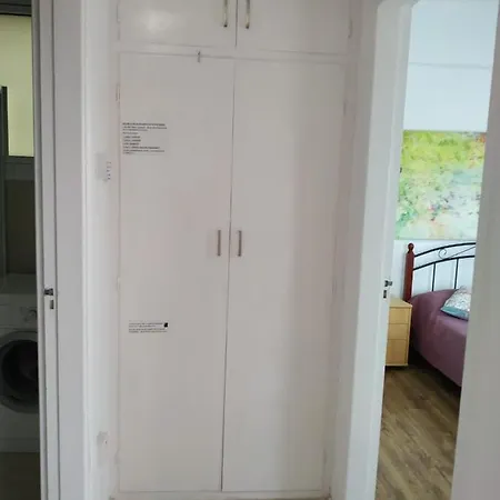 Apartmán Mikis' 1 Bedroom Near The And Center