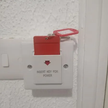 Mikis' 1 Bedroom Near The And Center Appartamento Larnaca