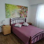Apartment Mikis' 1 Bedroom Near The And Center