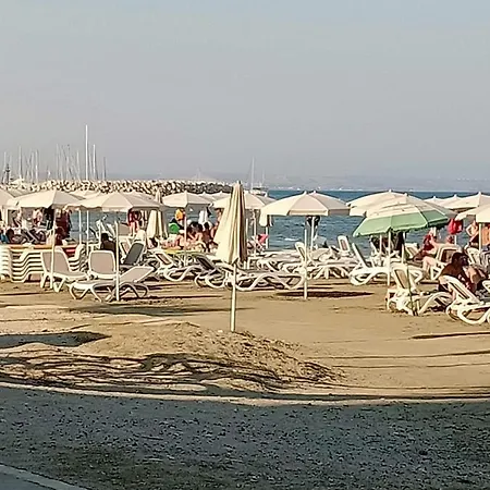 Apartament Mikis' 1 Bedroom Near The And Center Larnaca