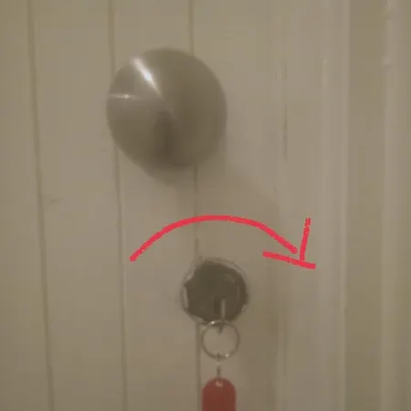 Mikis' 1 Bedroom Near The And Center