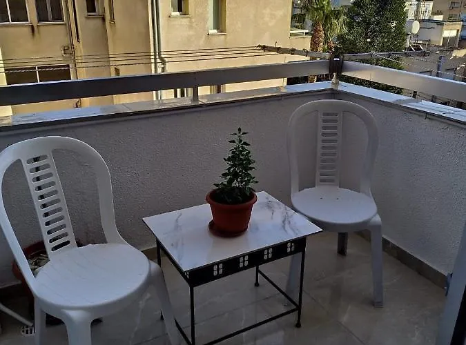 Apartmán Mikis' 1 Bedroom Near The And Center *