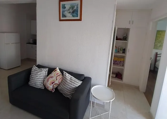 Appartement Mikis' 1 Bedroom Near The And Center *