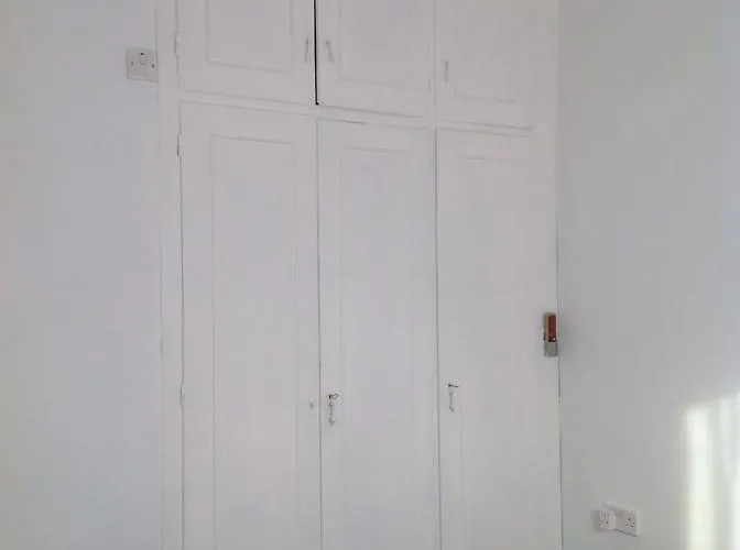 Apartmán Mikis' 1 Bedroom Near The And Center Larnaca